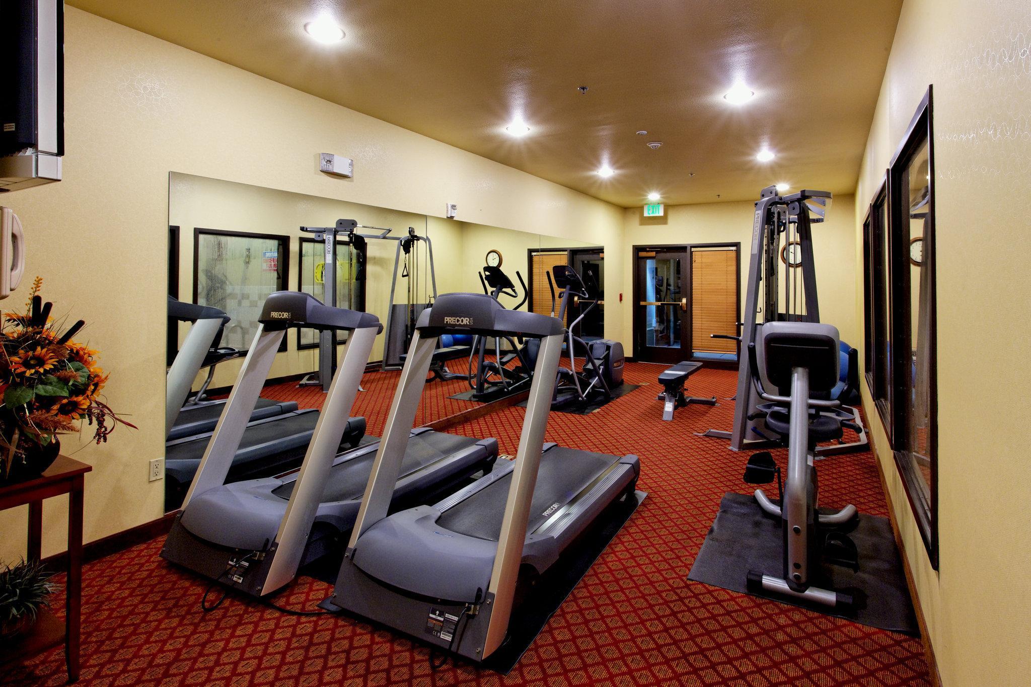 Holiday Inn Express Hotel & Suites Kalispell By Ihg Exterior foto
